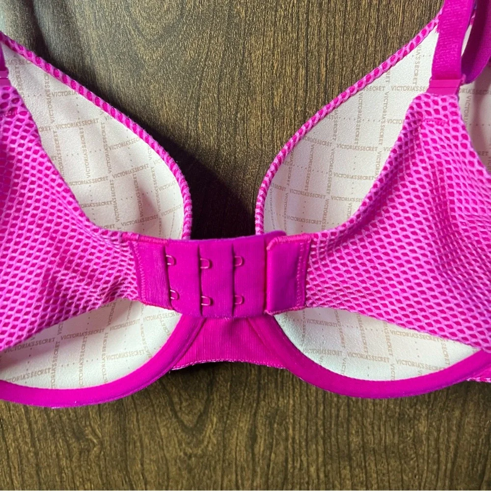 NWOT Victoria's Secret Uplift Semi Demi Multiway T-Shirt Bra Pink fish net 32DD